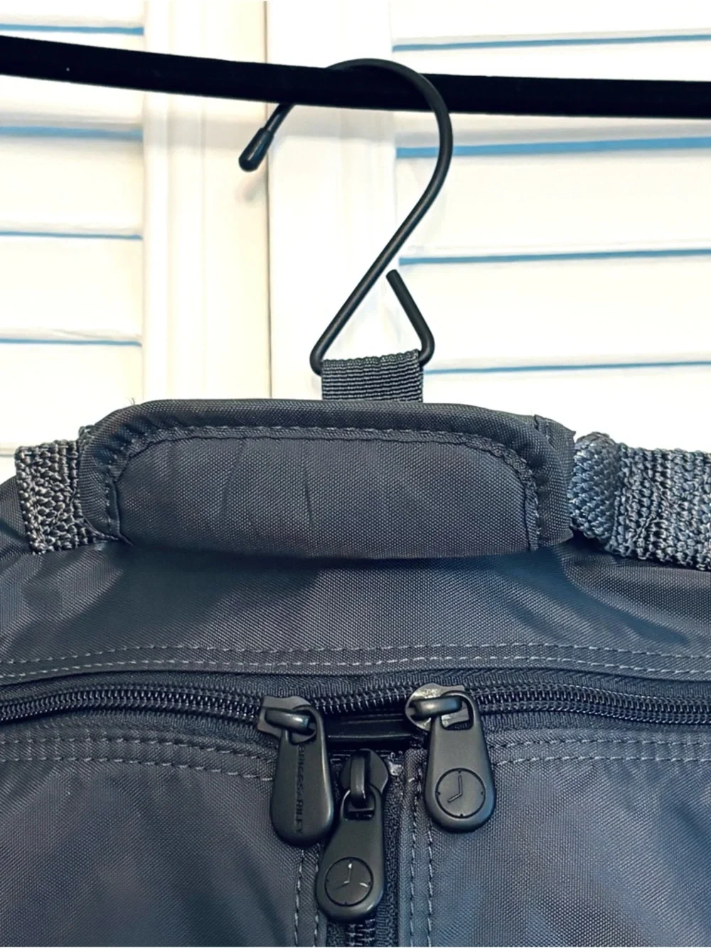 Briggs & Riley Black Travel Garment Travel Bag Luggage